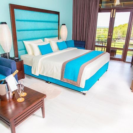 Amora Lagoon Hotel Katunayaka Luaran gambar