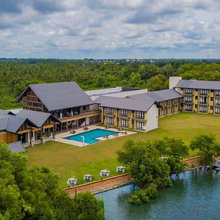 Amora Lagoon Hotel Katunayaka Luaran gambar
